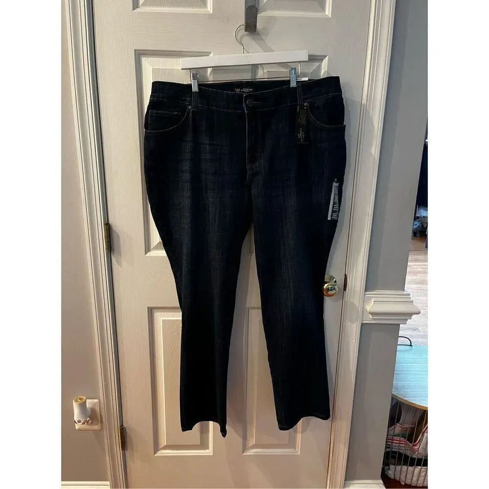Lee Straight Leg Relaxed Fit Mid-Rise Jeans in Bewitched Sz 22W NWT